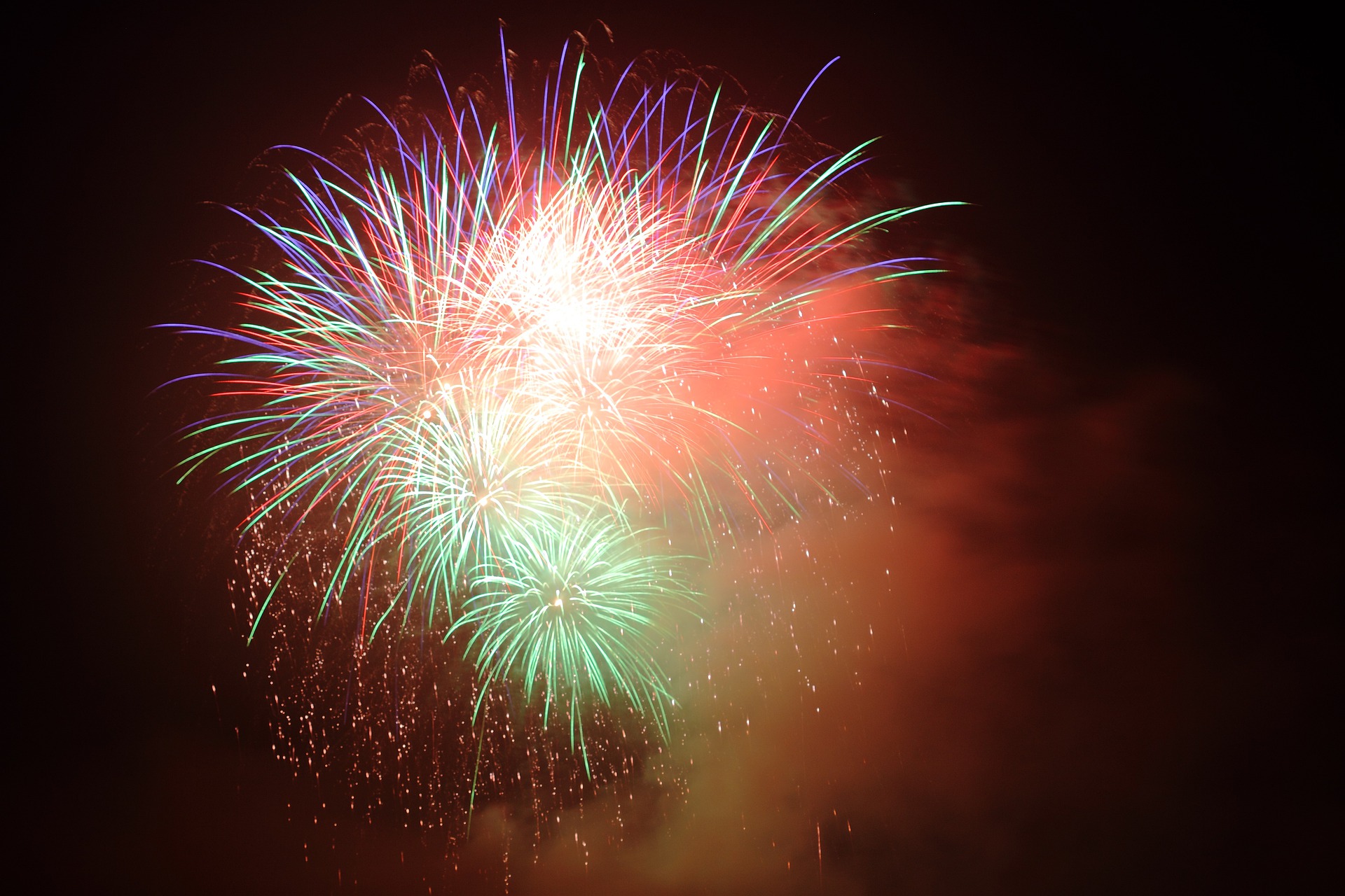 Feu D artifice 15 Aout Saint Hilaire De Riez Le feu d'artifice de l'Aiguillon-la-Presqu'île interrompu après un début d' incendie – Vendée Info
